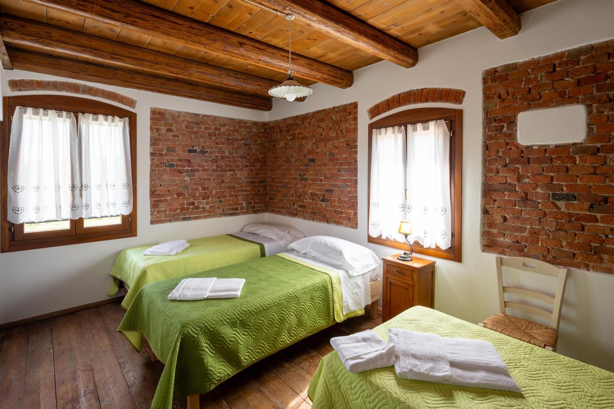 Locanda Ca'Vejo Srl Megliadino San Vitale Exterior photo